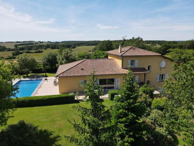 Maison 9 pièces 291 m²