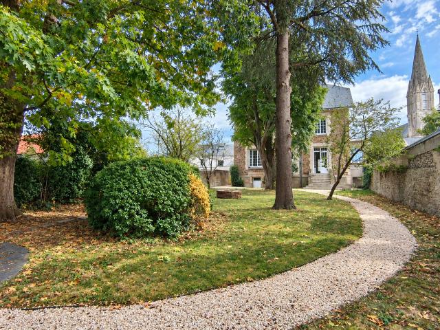 Maison 9 pièces 293 m²