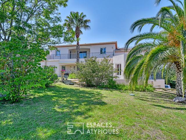 Maison 9 pièces 305 m²