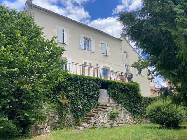 Maison 9 pièces 306 m²