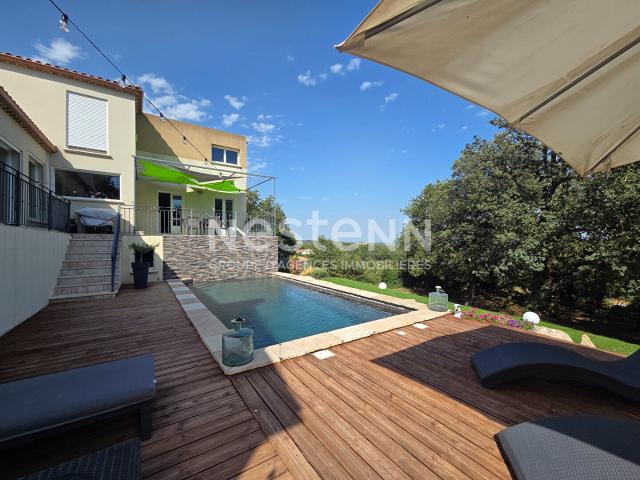 Maison 9 pièces 306 m²