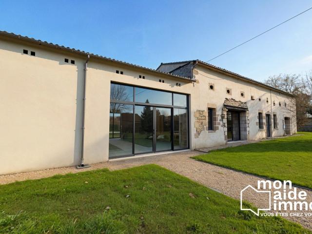 Maison 9 pièces 600 m²