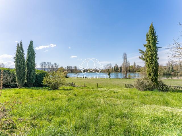 Maison 9 pièces 300 m²
