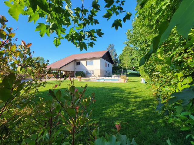 Maison 9 pièces 250 m²