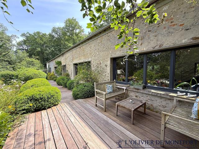 Maison 9 pièces 300 m²