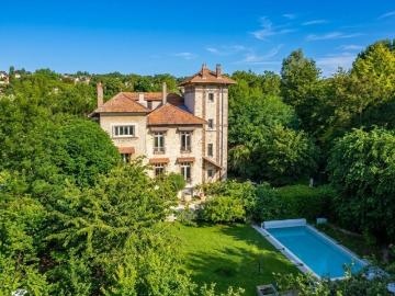 Maison 9 pièces 314 m²