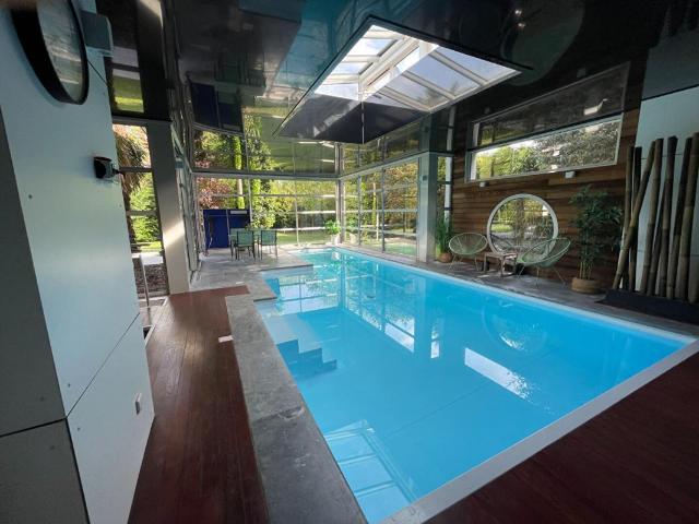 Maison 9 pièces 315 m²