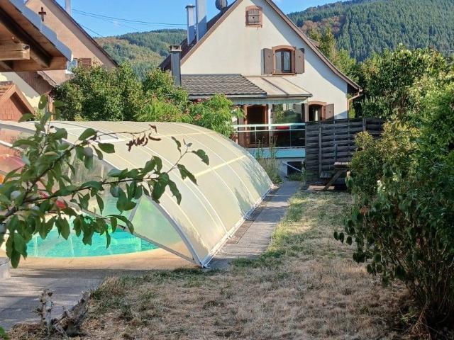Maison 9 pièces 310 m²