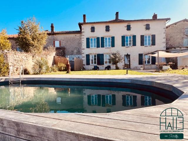 Maison 9 pièces 311 m²