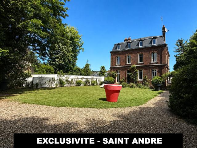 Maison 9 pièces 312 m²