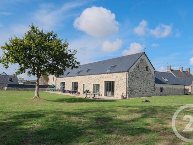 Maison 9 pièces 325 m²