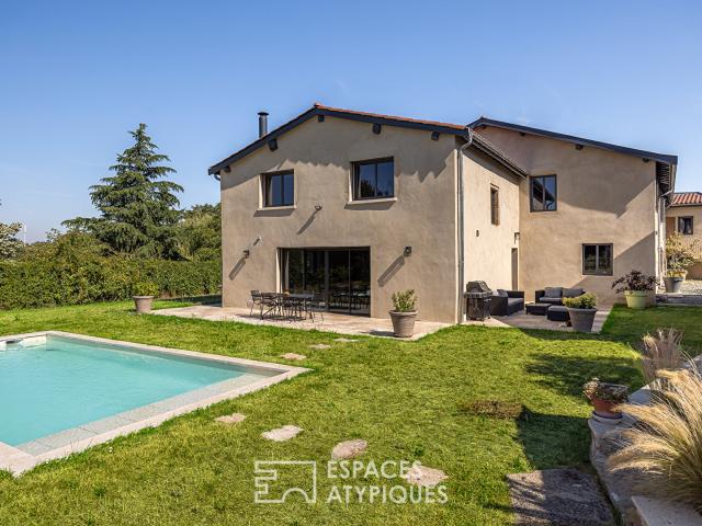 Maison 9 pièces 326 m²