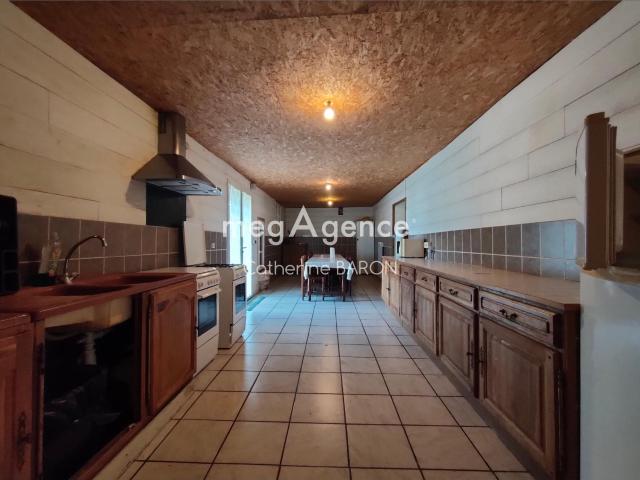 Maison 9 pièces 292 m²