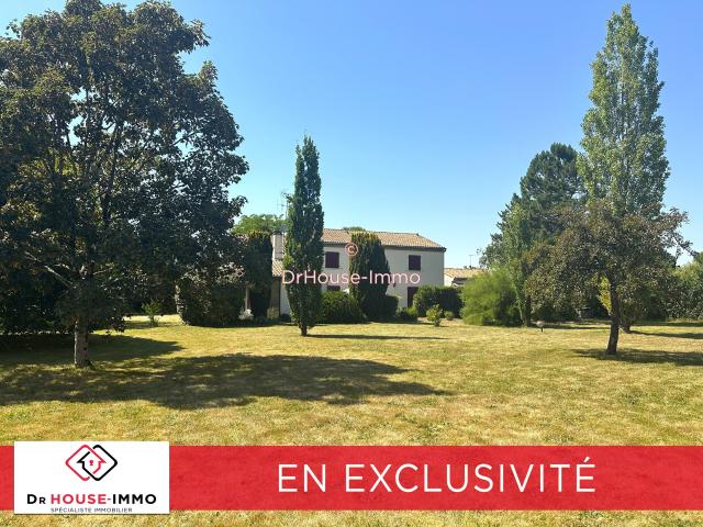 Maison 9 pièces 320 m²