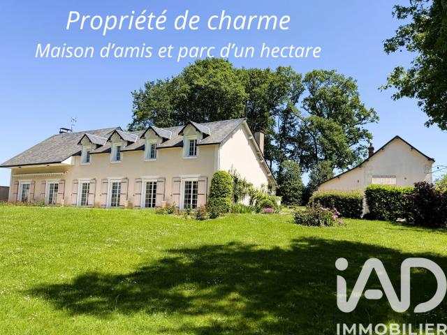 Maison 9 pièces 321 m²