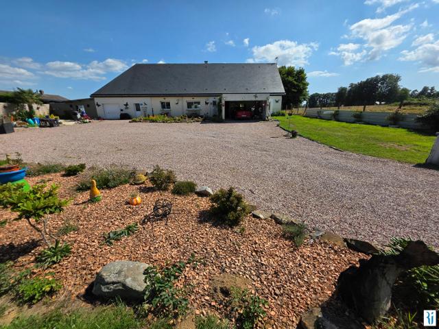 Maison 9 pièces 334 m²
