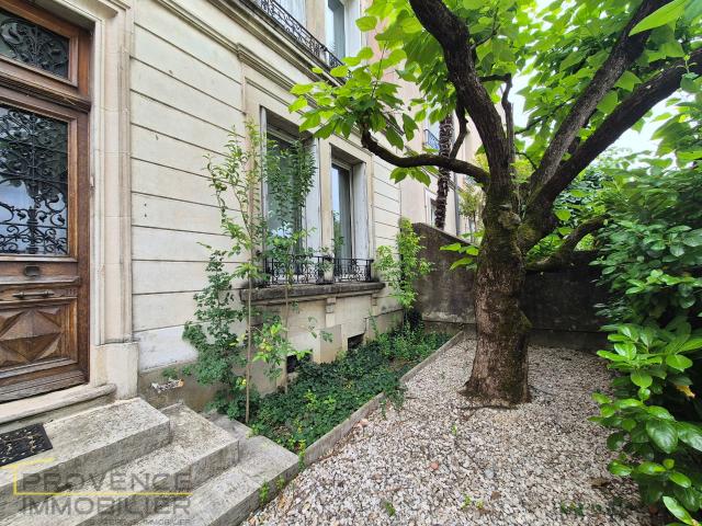 Maison 9 pièces 339 m²