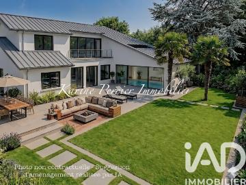 Maison 9 pièces 330 m²
