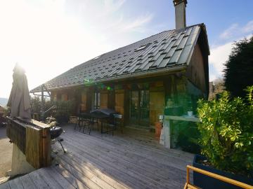 Maison 9 pièces 330 m²