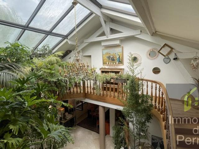 Maison 9 pièces 347 m²