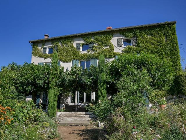 Maison 9 pièces 349 m²