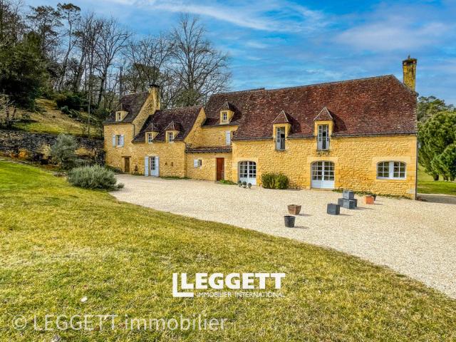 Maison 9 pièces 340 m²