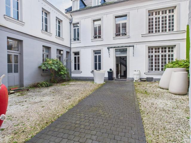 Maison 15 pièces 601 m²