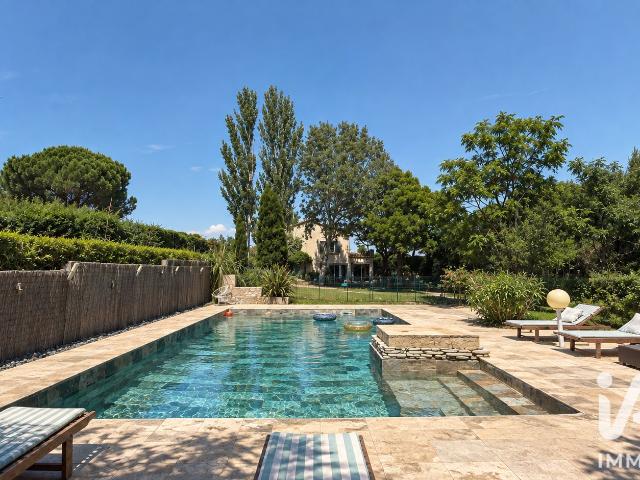 Maison 9 pièces 350 m²