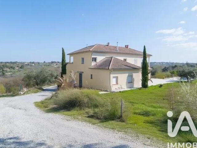 Maison 9 pièces 350 m²