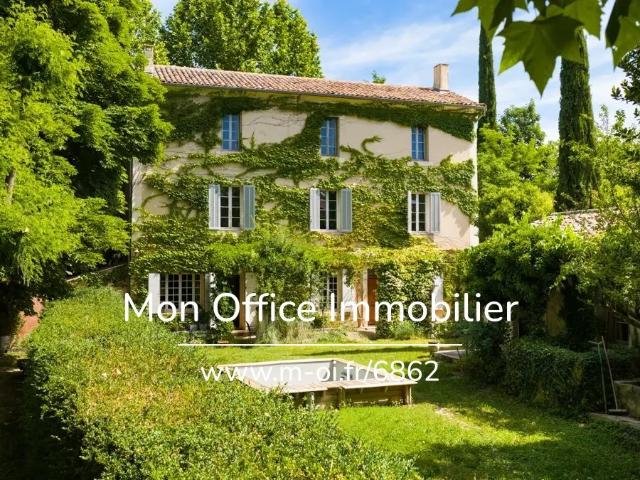 Maison 9 pièces 350 m²