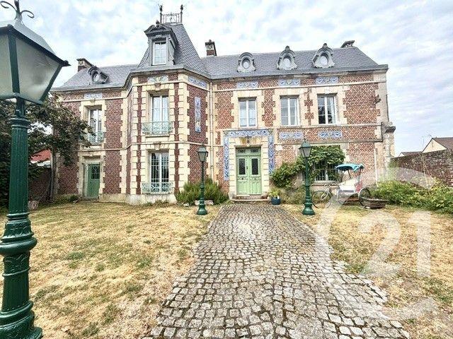 Maison 9 pièces 365 m²