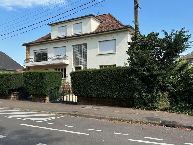 Maison 9 pièces 360 m²