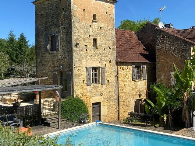 Maison 9 pièces 371 m²