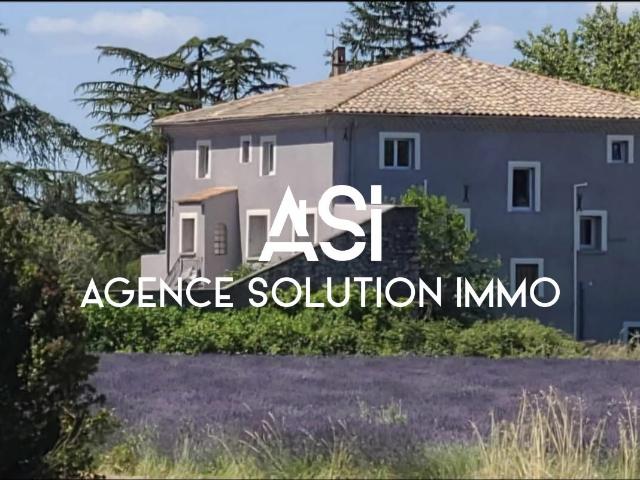 Maison 9 pièces 380 m²