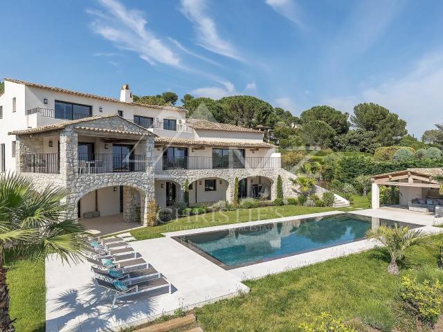 Maison 9 pièces 394 m²