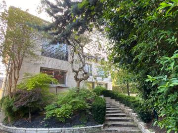 Maison 9 pièces 418 m²