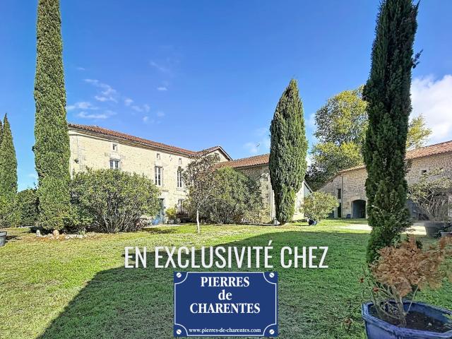 Maison 9 pièces 428 m²