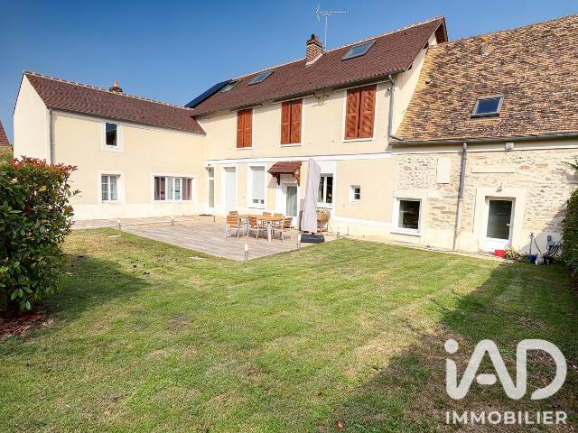 Maison 9 pièces 440 m²