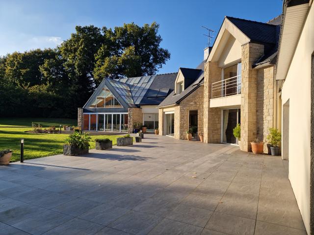 Maison 9 pièces 496 m²