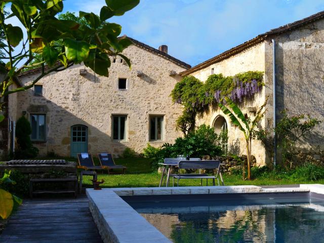 Maison 9 pièces 493 m²