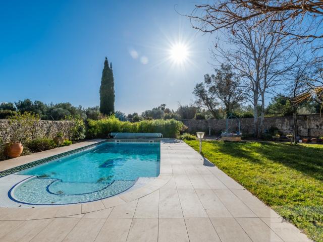 Maison 9 pièces 500 m²