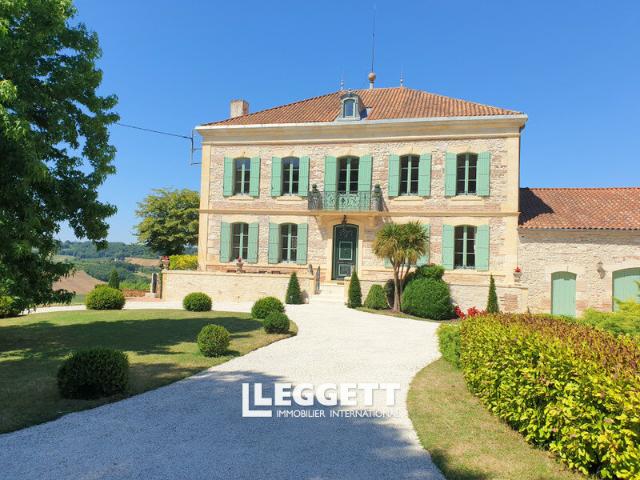 Maison 9 pièces 530 m²