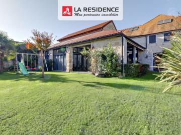 Maison 9 pièces 563 m²