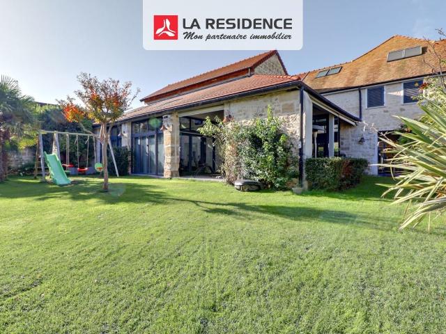 Maison 9 pièces 563 m²