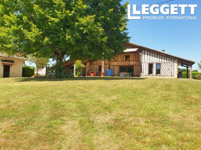 Maison 6 pièces 258 m²