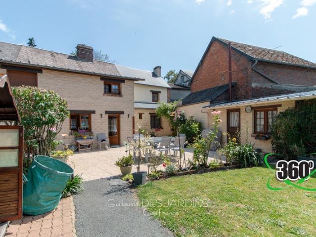 Maison 9 pièces, 6 chambres proche de VIMOUTIERS 61