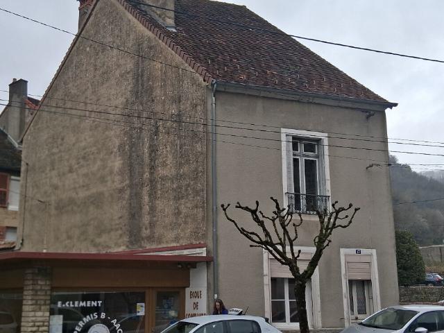 Maison 9 pièces 94 m²