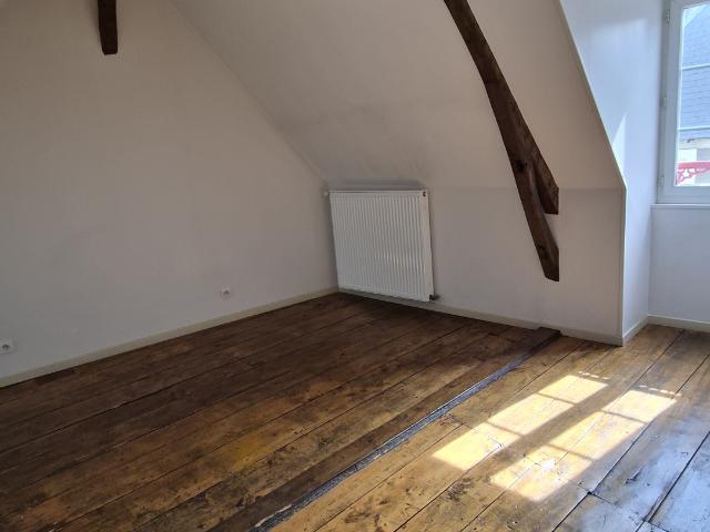 Maison cœur de ville avec garage et petite terrasse