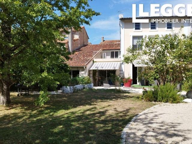Maison, Coteaux du Blanzacais