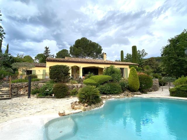 Maison, Cotignac